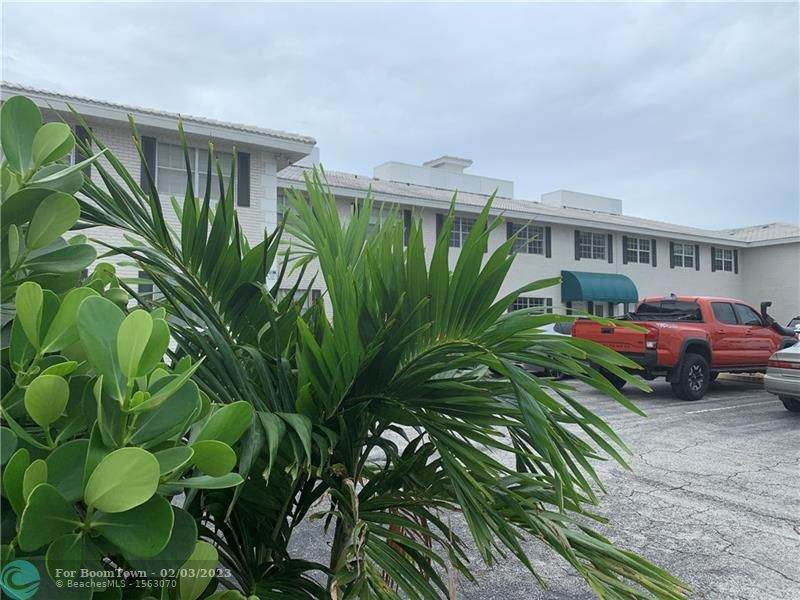 299 7th St - Photo 1