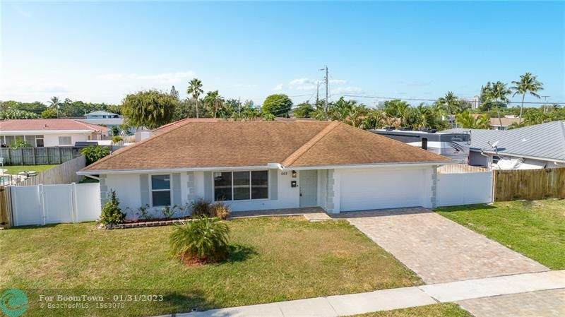 669 15th Ave - Photo 1