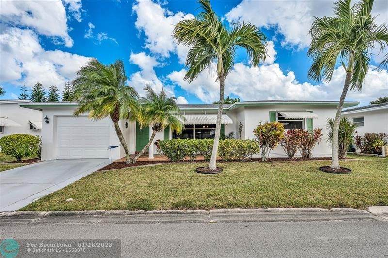 1470 67th Ave - Photo 1