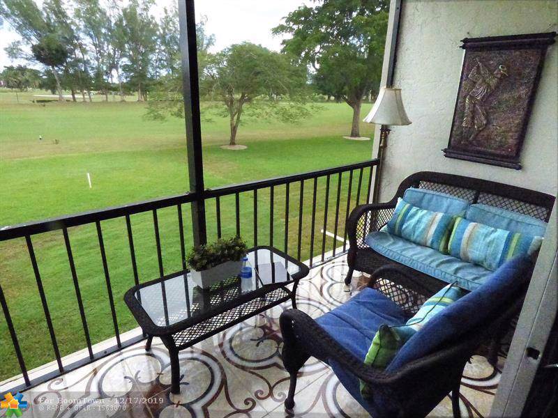 9300 Hollybrook Lake Dr - Photo 1