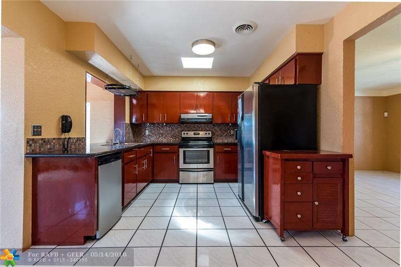 1900 27th Ave - Photo 1