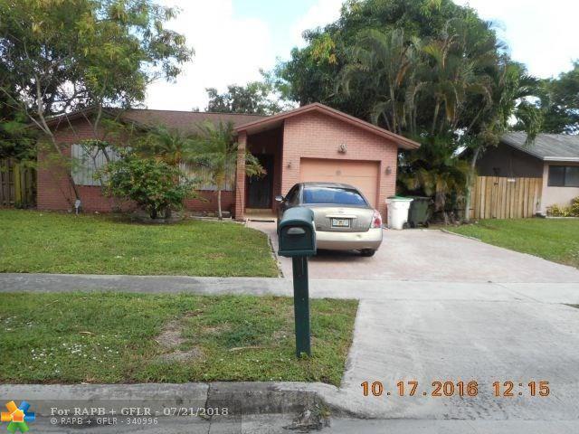 4963 10th St - Photo 1