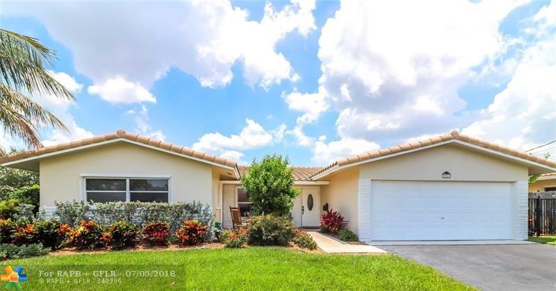 941 10th Ct - Photo 1