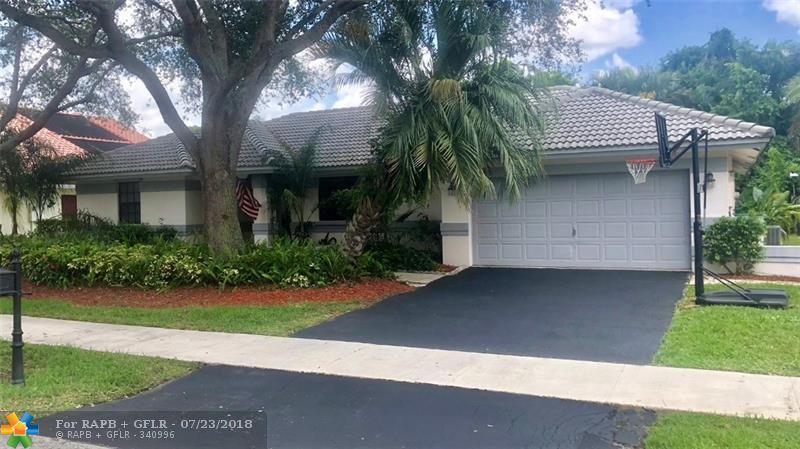 3190 Maple Ln - Photo 1