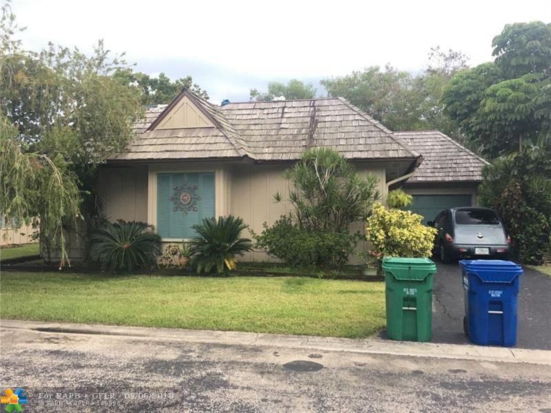 1945 Coquina Way - Photo 1