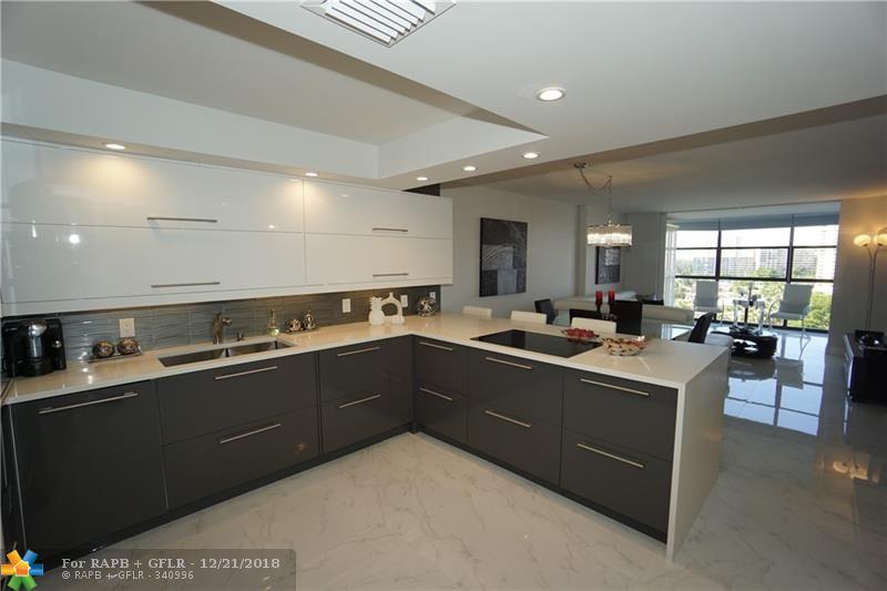 600 Parkview Dr - Photo 1