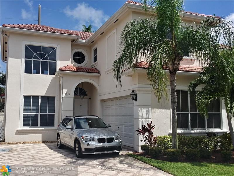 9652 Vineyard Ct - Photo 1