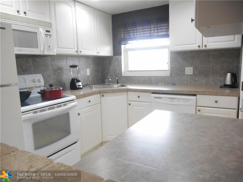 802 7th Street - Photo 1