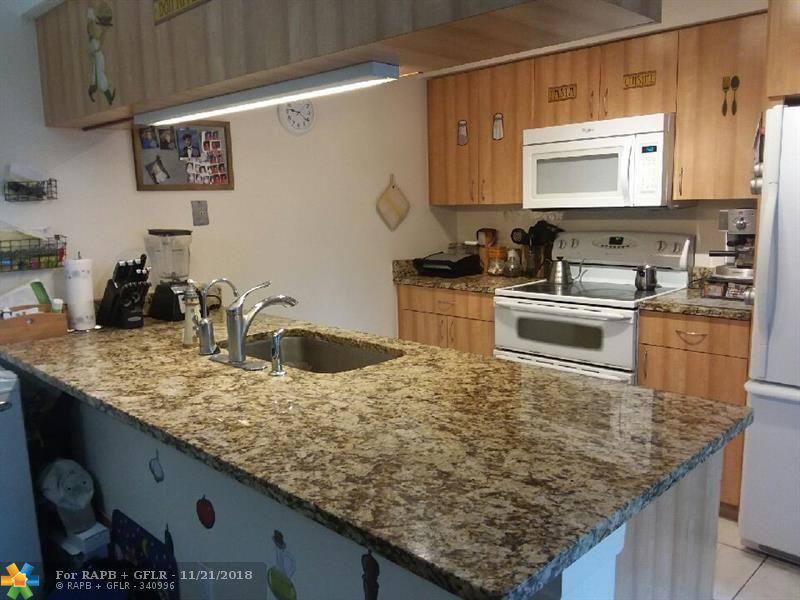 8333 Coral Cir - Photo 1