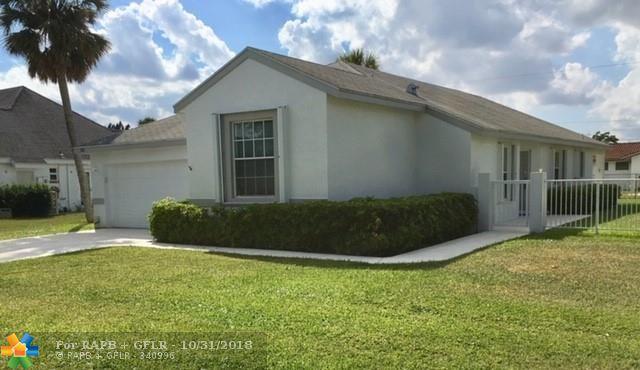 123 Palm Dr - Photo 1