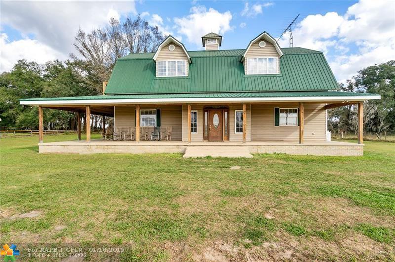8363 63 AVE - Photo 1