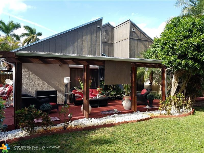 7578 96th Ct - Photo 1