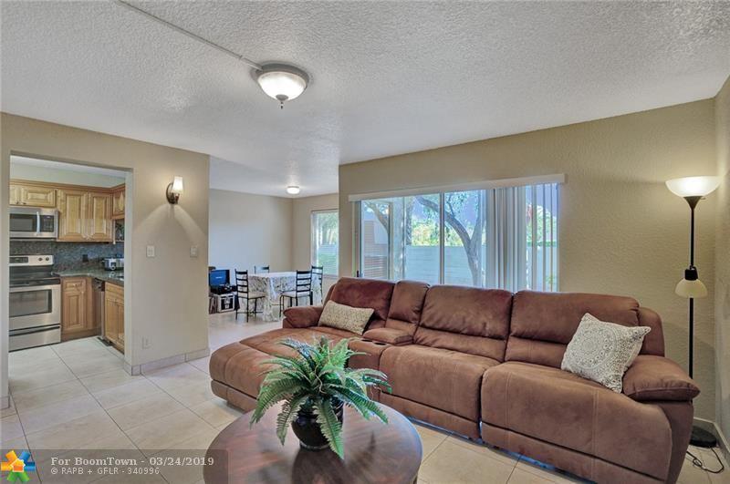 933 Coral Club Dr - Photo 1
