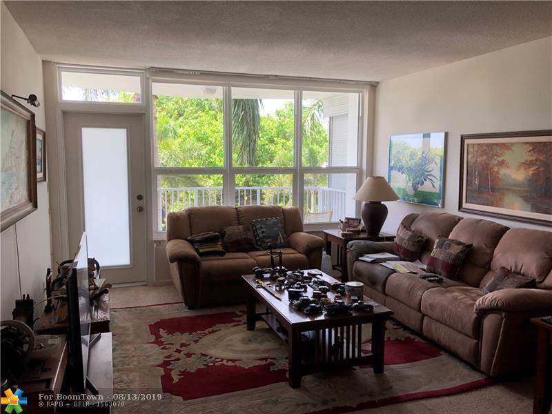 3181 Ocean Dr - Photo 1