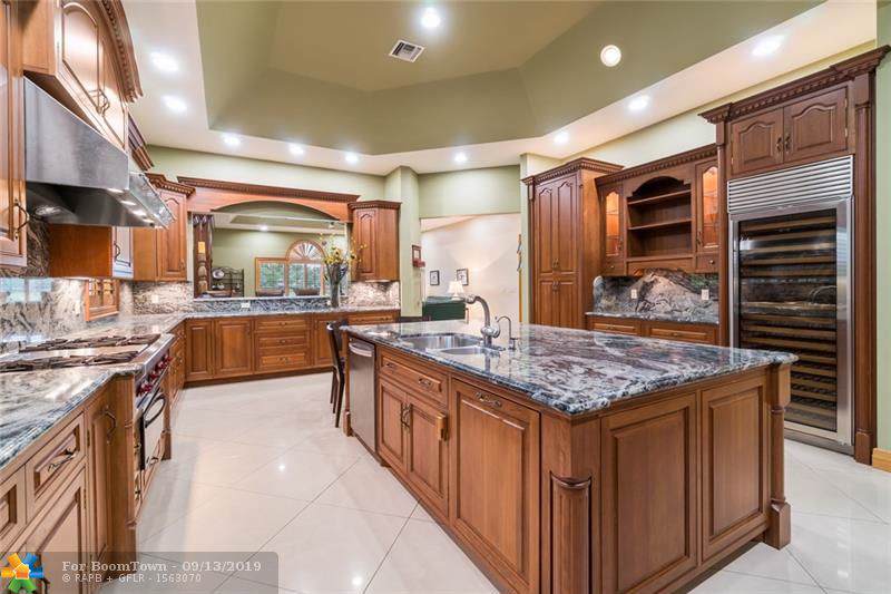 330 130th Ave - Photo 1