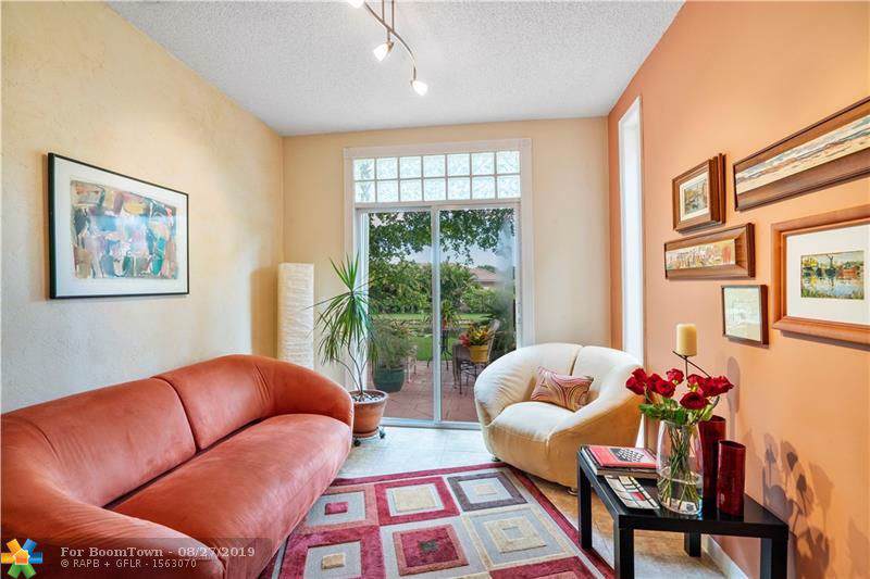 11389 Lakeview Dr #8-C - Photo 1