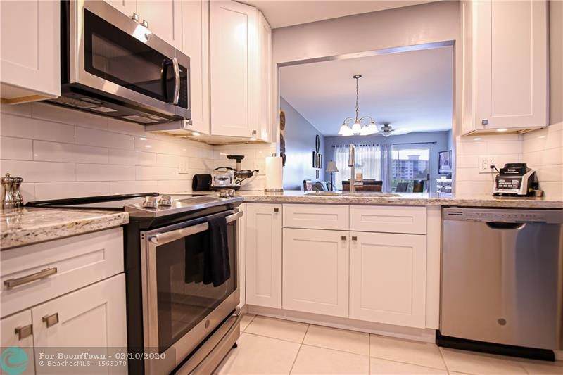 2900 Palm Aire Dr - Photo 1