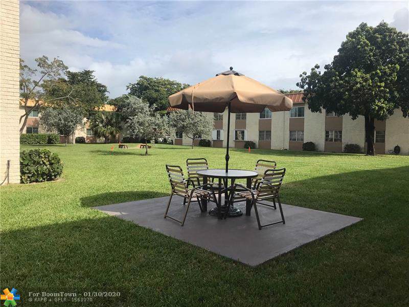 1950 Andrews Ave - Photo 1