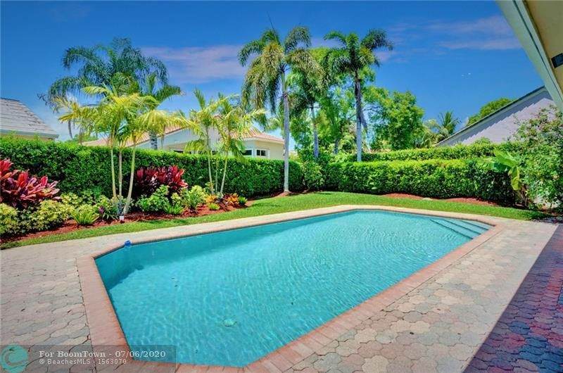 324 Fairmont Rd - Photo 1