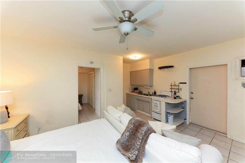 1315 2nd St - Photo 1