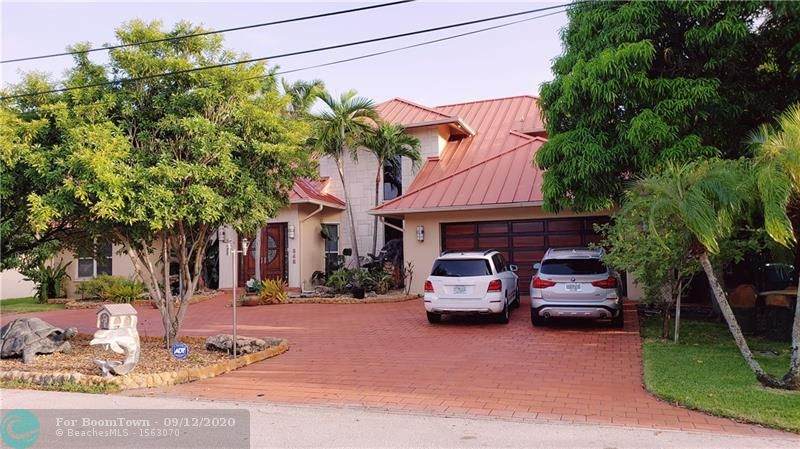 648 Riviera Dr - Photo 1