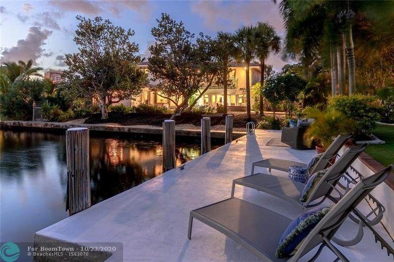 1851 Ocean Dr - Photo 1
