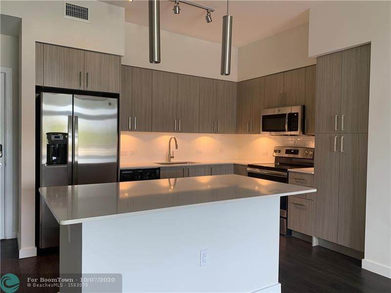 410 16 Court - Photo 1