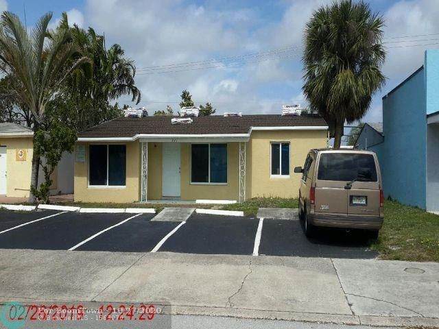 271 Commercial Blvd - Photo 1
