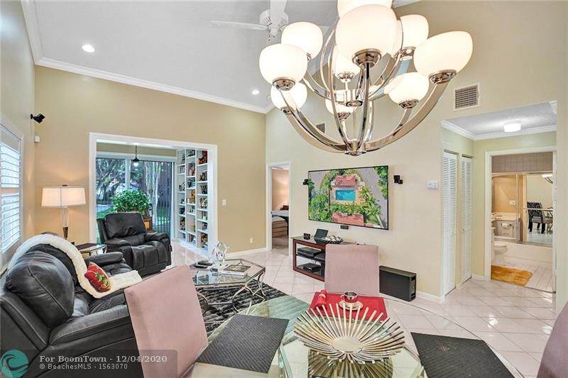 8271 70th St - Photo 1