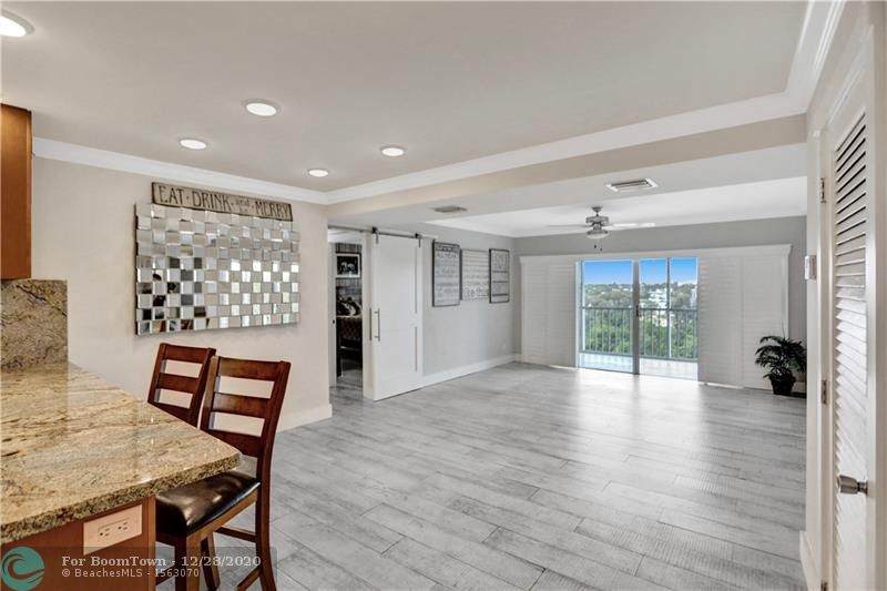1319 Hillsboro Blvd - Photo 1