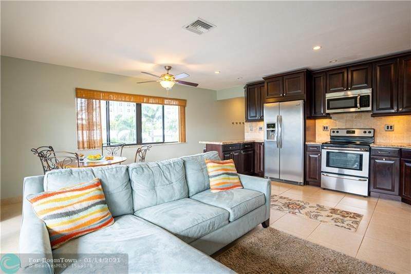 3208 11th St - Photo 1