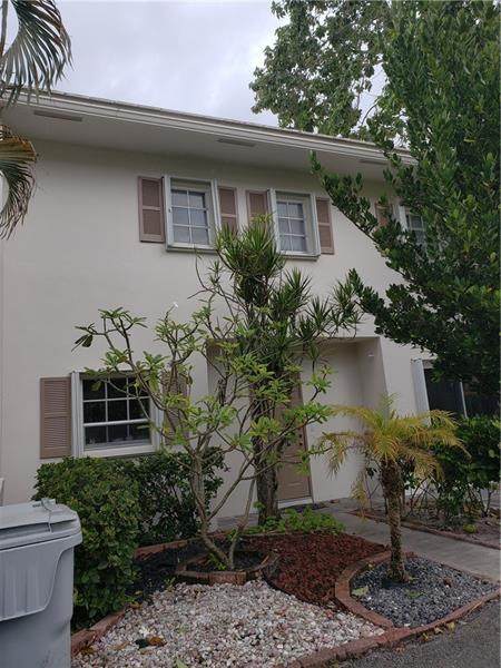3105 Palm Aire Dr - Photo 1