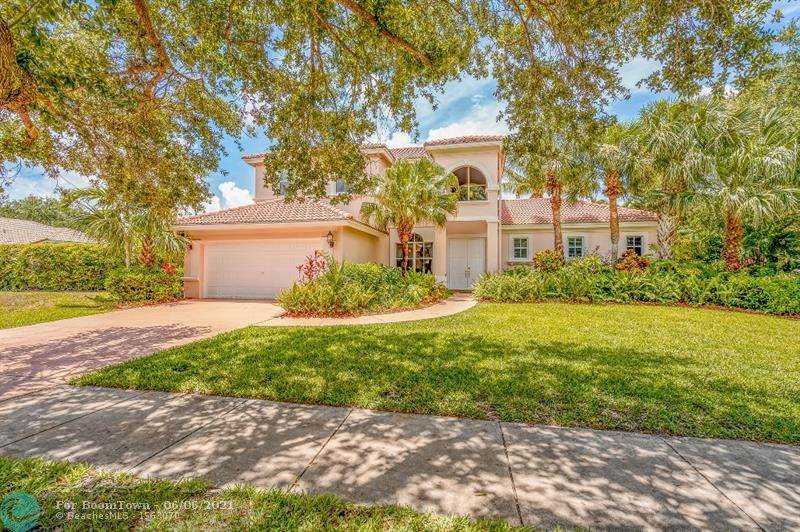 1103 Lakeshore Dr - Photo 1