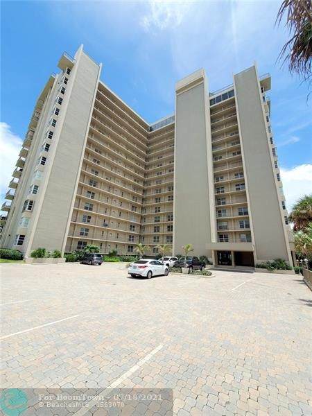 1021 Hillsboro Mile - Photo 1