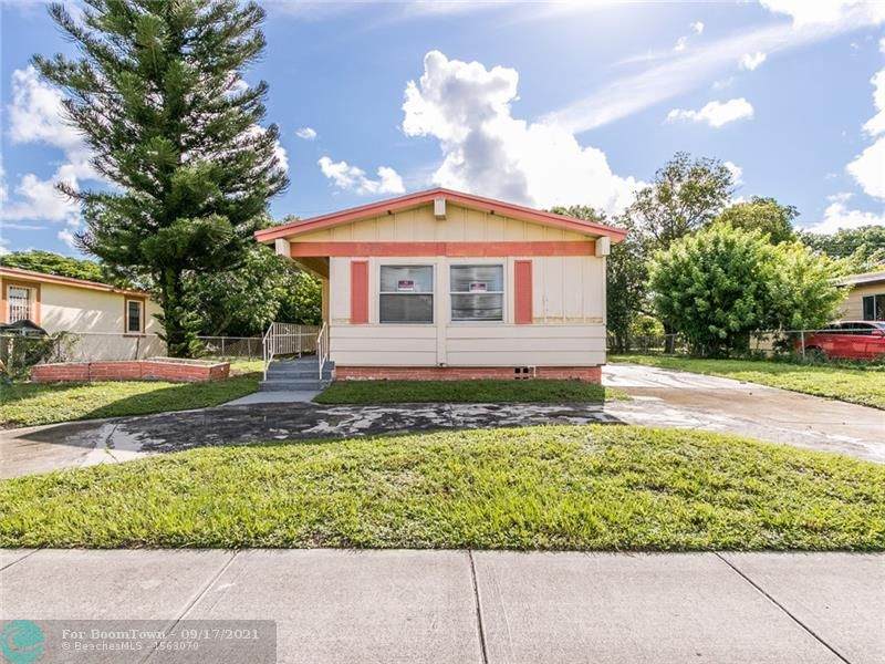 2230 31st Ave - Photo 1