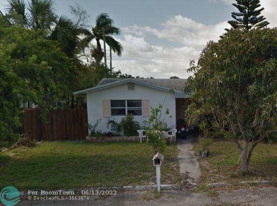 2610 22nd St - Photo 1