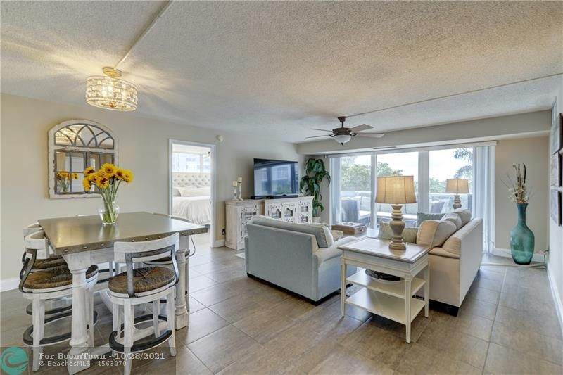 2841 Ocean Blvd - Photo 1