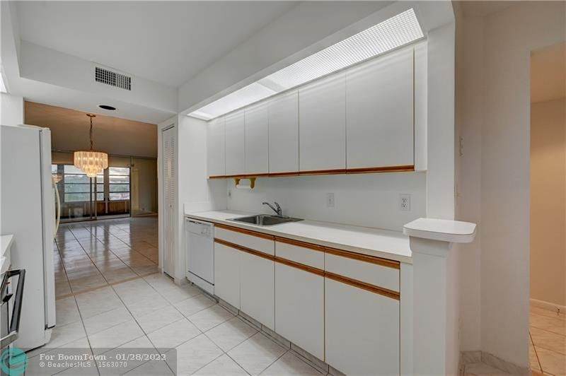 1602 Abaco Dr - Photo 1