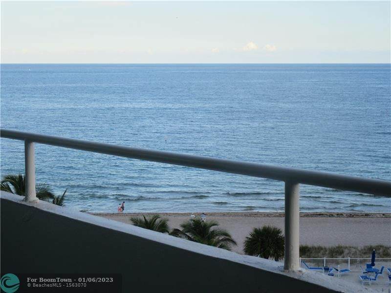 4050 Ocean Dr - Photo 1
