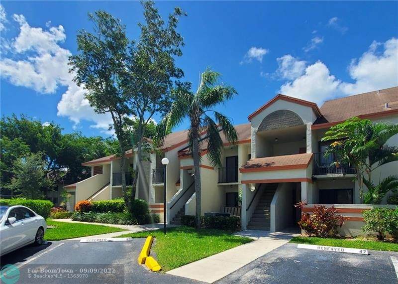 5570 Courtyard Dr - Photo 1
