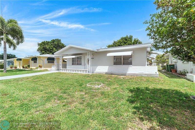 4515 45th St - Photo 1