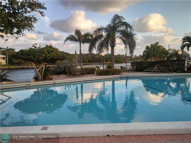 3150 48th Ct - Photo 1