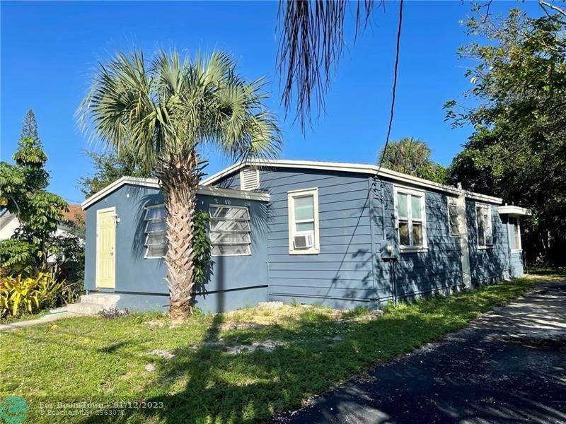 1116 5th Ave - Photo 1