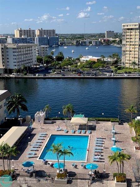 1865 Ocean Dr - Photo 1