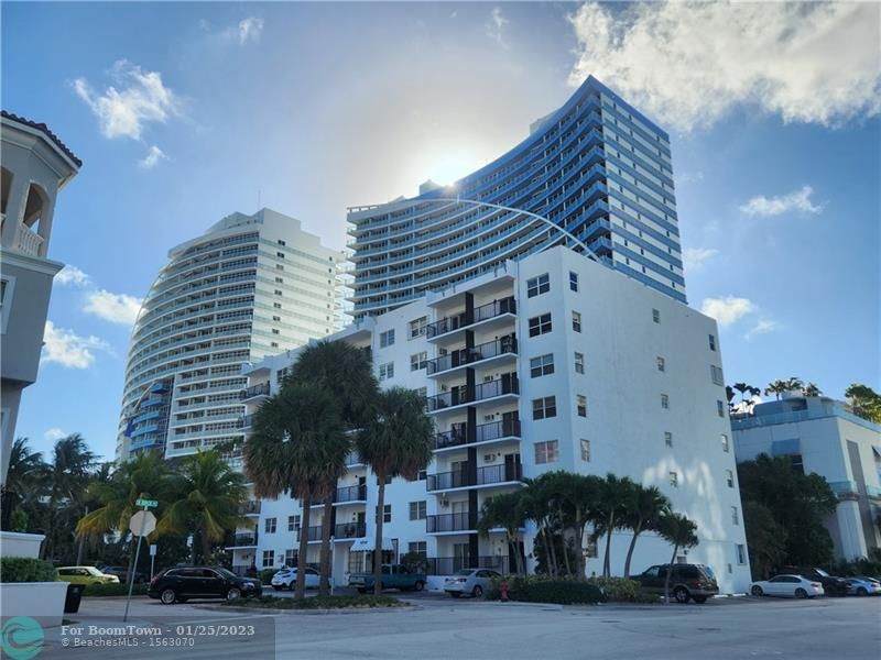 3000 Riomar St - Photo 1