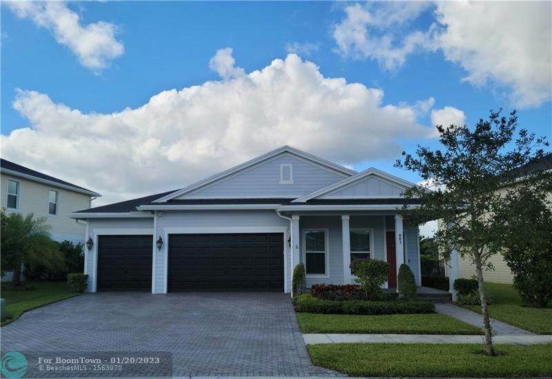 883 Sweetgrass St - Photo 1