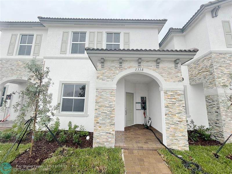 2338 125 STREET - Photo 1