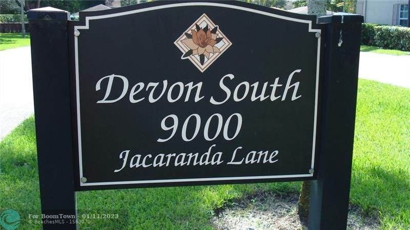 9000 Jacaranda Ln - Photo 1