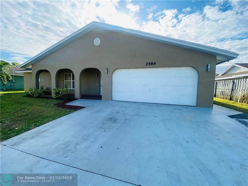 2589 Grotto Cir - Photo 1