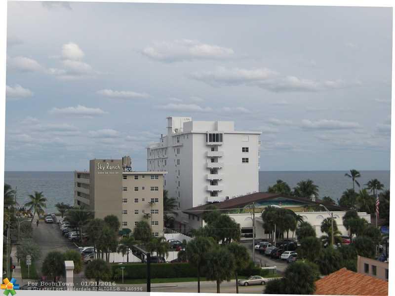 1200 Hibiscus Av - Photo 1